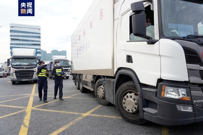 灣區通關再提速!首票粵港"一單兩報" 貨物順利抵港