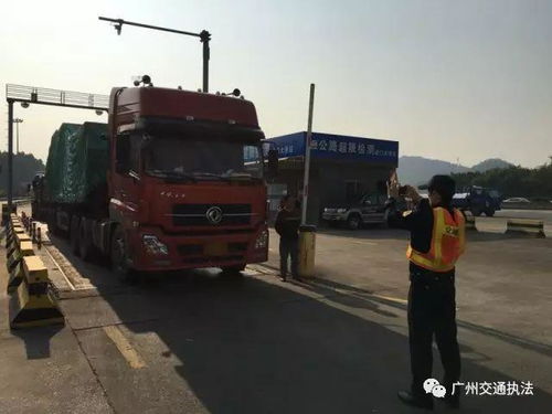 超重汽車檢測(cè)地磅強(qiáng)化超限超載打擊力度,全力保障公路運(yùn)輸安全