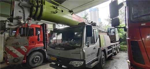 漢陽吊車出租-鴻運旺達吊裝起重-20噸吊車出租